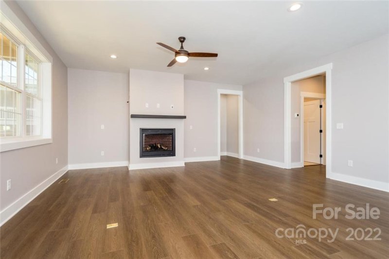 Property image 2 at 7 Seneca Street, Weaverville, NC 28787