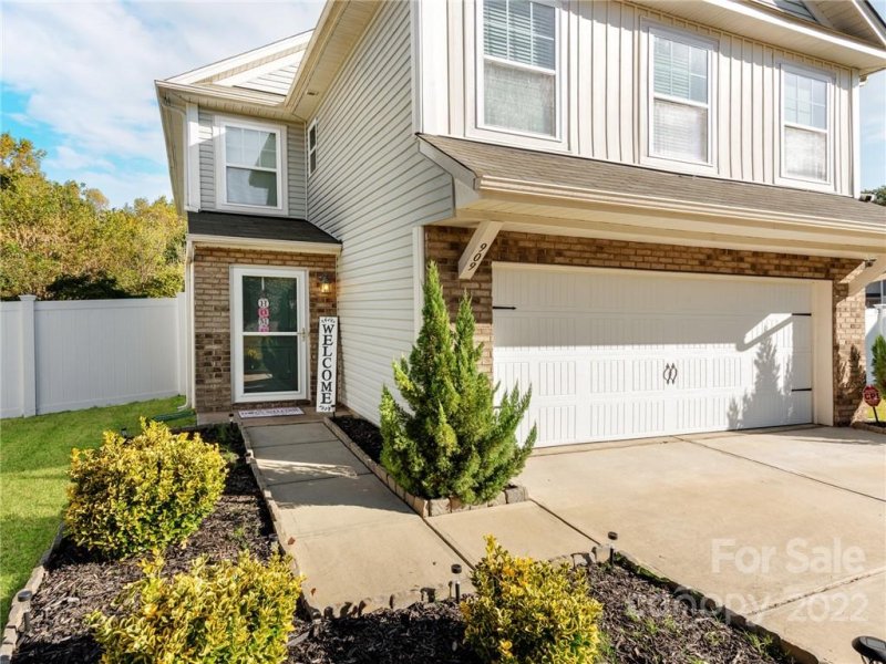 Property image 4 at 909 Sherman Street, Gastonia, NC 28052