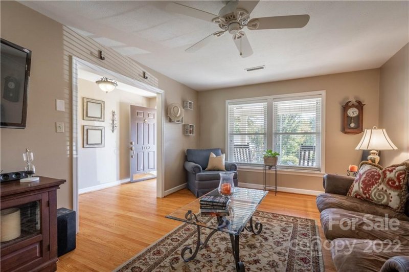 Property image 4 at 102 Maplewood Drive, Morganton, NC 28655