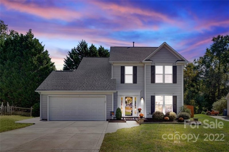 2137 Pineapple Court