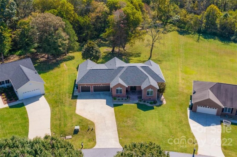 Property image 5 at 1528 Indian Springs Drive, Conover, NC 28613