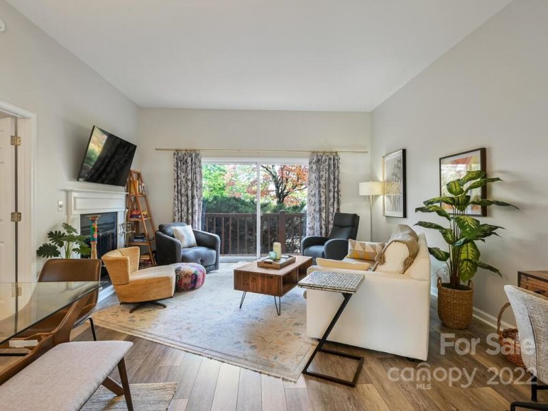 Property image 2 at 506 Windswept Drive, Asheville, NC 28801