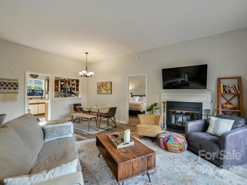 Property image 3 at 506 Windswept Drive, Asheville, NC 28801