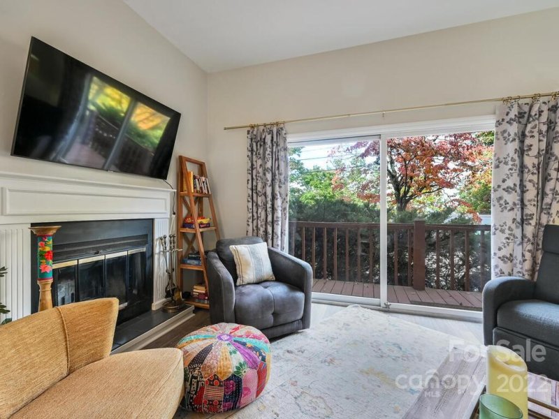 Property image 4 at 506 Windswept Drive, Asheville, NC 28801