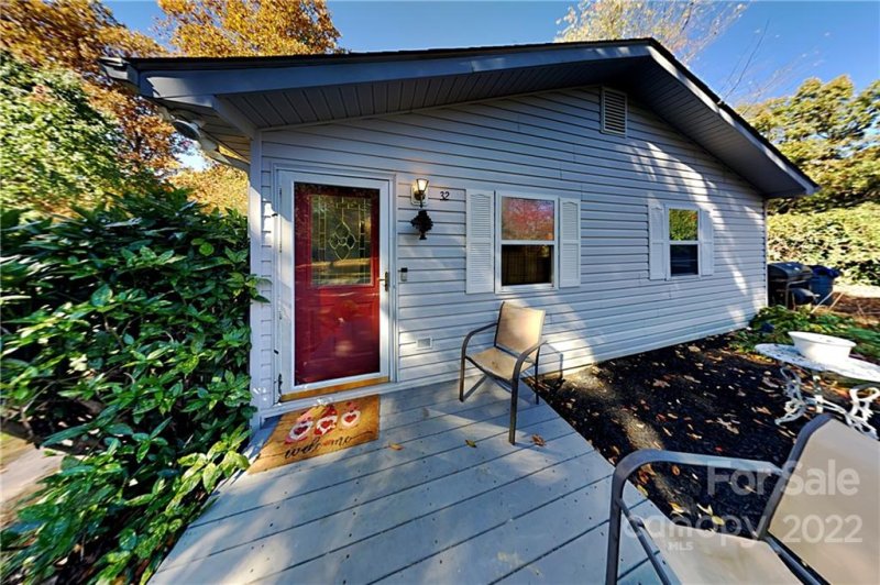 Property image 2 at 32 Hoover Dale Lane, Hendersonville, NC 28791