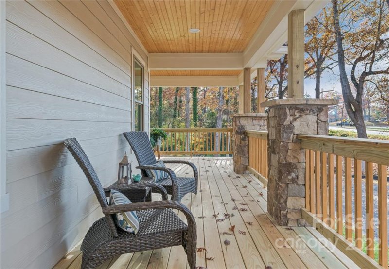 Property image 3 at 931 Tunnel Road, Asheville, NC 28805