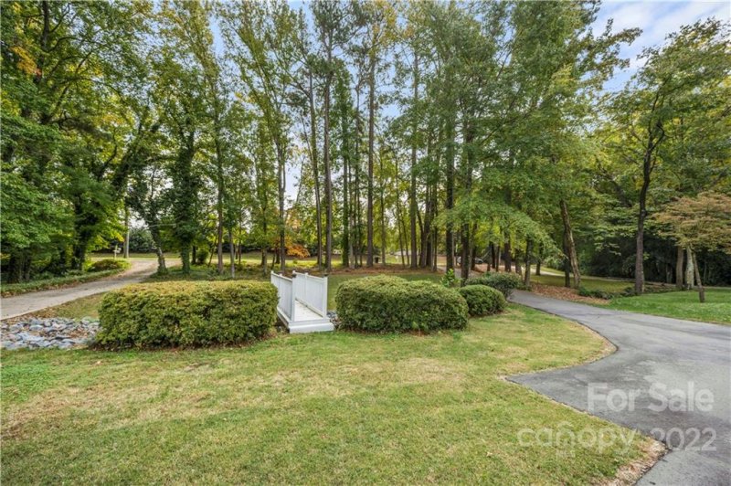 Property image 3 at 5948 Sharon Hills Road, Charlotte, NC 28210