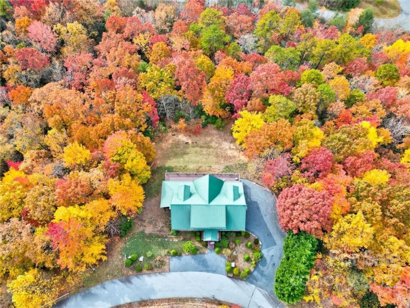 Property image 5 at 341 Yosemite Falls Road, Black Mountain, NC 28761