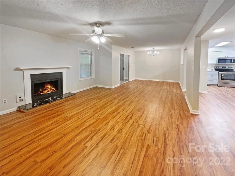 Property image 4 at 6024 Treetop Court, Charlotte, NC 28212