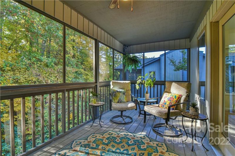 Property image 2 at 322 Kyfields Drive, Weaverville, NC 28787