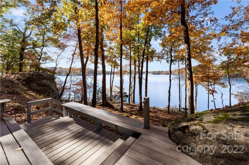 Property image 4 at 11945 Pinnacle Point Lane, Charlotte, NC 28216