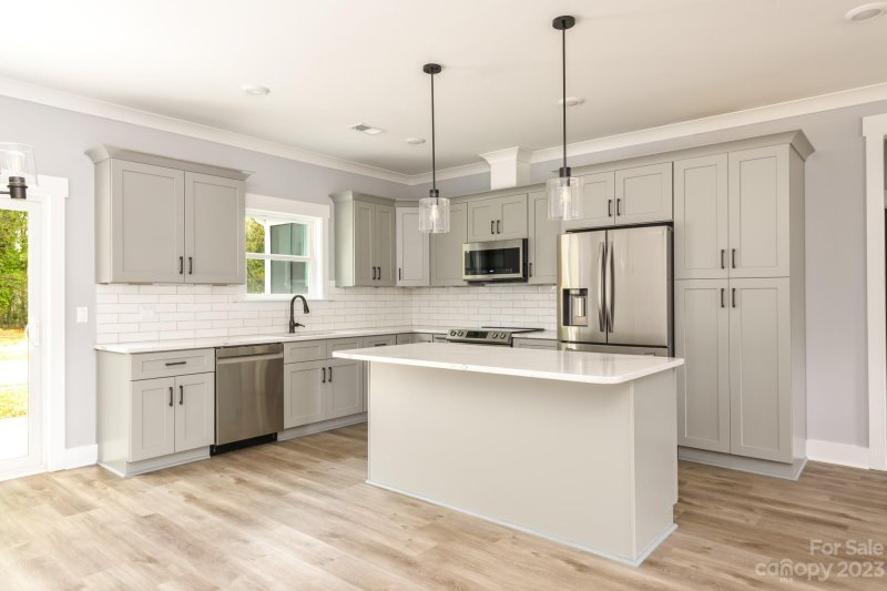 Property image 4 at 601 Gray Drive, Charlotte, NC 28213