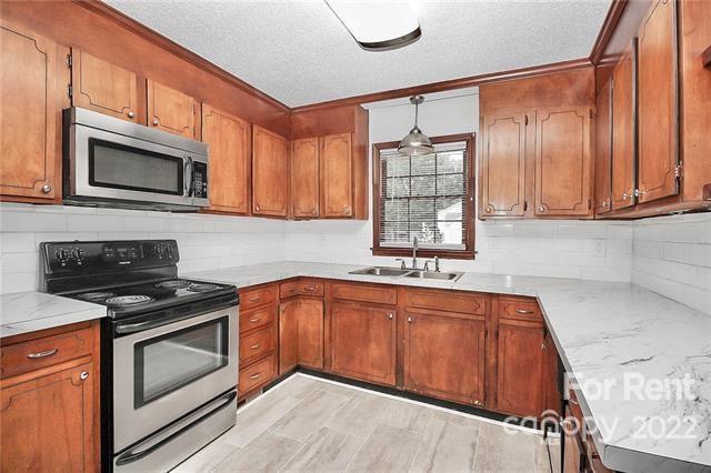 Property image 4 at 11820 Antebellum Drive, Charlotte, NC 28273