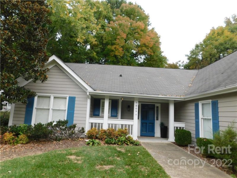 Property image 2 at 7809 Glencannon Drive, Charlotte, NC 28227