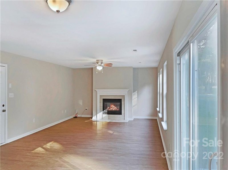 Property image 4 at 5726 Kelvin Park Circle, Charlotte, NC 28216