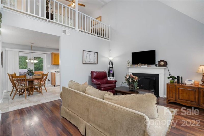 Property image 4 at 1929 Teddington Drive, Charlotte, NC 28214