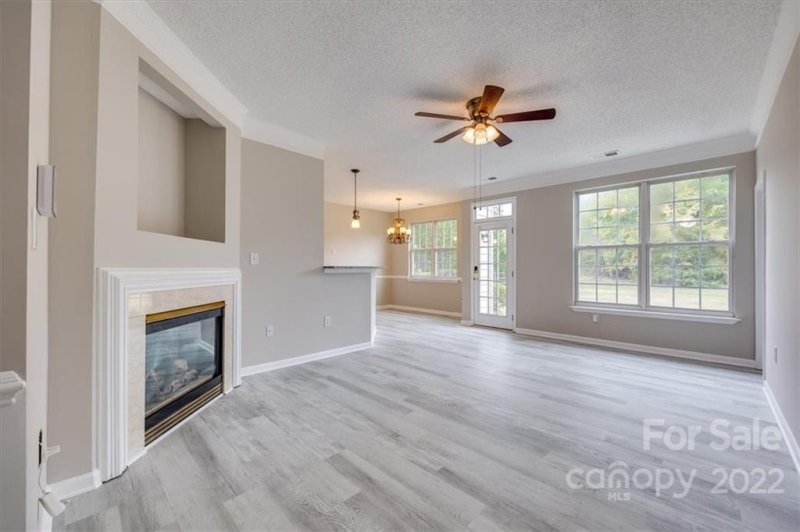 Property image 3 at 15524 Dehavilland Drive, Charlotte, NC 28278