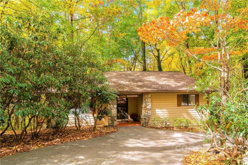 Property image 2 at 1144 Dogwood Drive, Maggie Valley, NC 28751