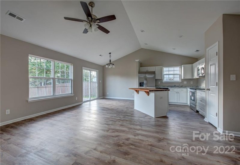 Property image 5 at 2532 Gelsinger Avenue, Bessemer City, NC 28016