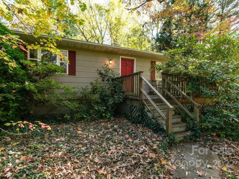Property image 3 at 16 Parker Road, Asheville, NC 28803