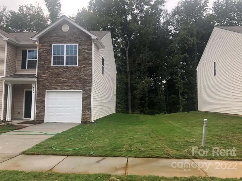 Property image 2 at 6049 Guildford Hill Lane, Charlotte, NC 28215