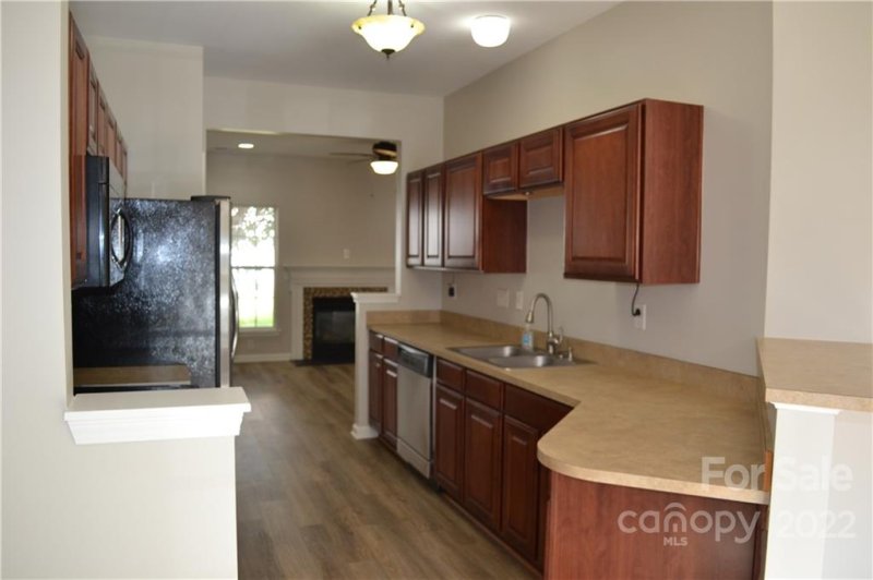 Property image 4 at 138 Talbert Town Loop, Mooresville, NC 28117