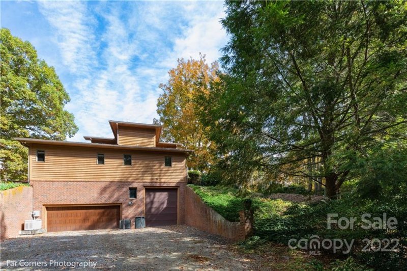 Property image 2 at 19 Windy Ridge, Fairview, NC 28730