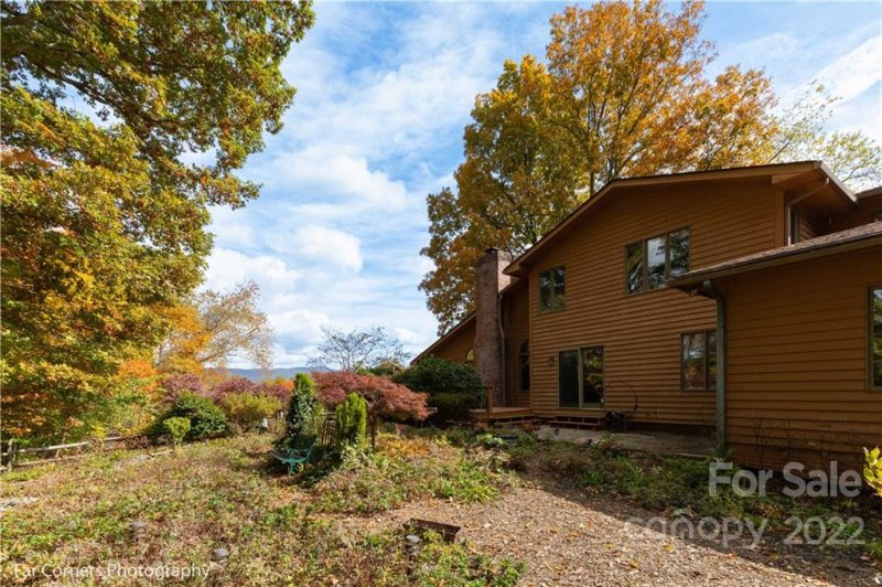 Property image 5 at 19 Windy Ridge, Fairview, NC 28730