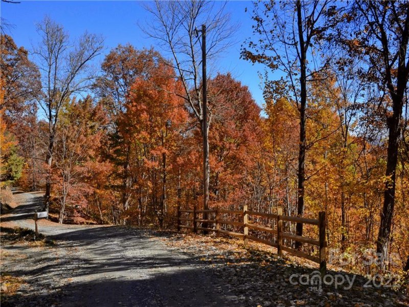 Property image 3 of Lot 25 Utah Mountain Road in Utah Mountain Estates, Waynesville, NC 28785