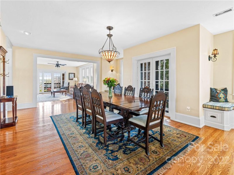 Property image 5 at 203 6th Avenue, Hendersonville, NC 28739