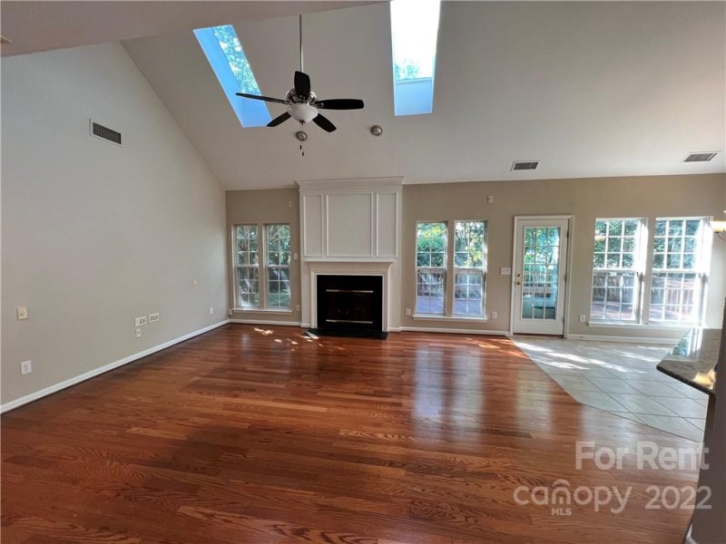 Property image 4 at 15643 Donnington Drive, Charlotte, NC 28277