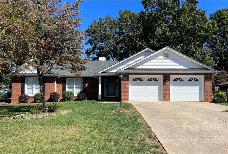 5214 Olde School Drive