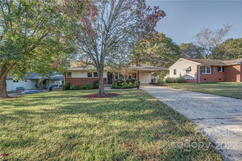 Property image 4 at 1209 E Park Drive, Gastonia, NC 28054