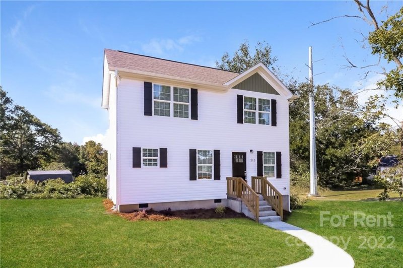 Property image 3 at 515 Kings Mountain Street, Clover, SC 29710