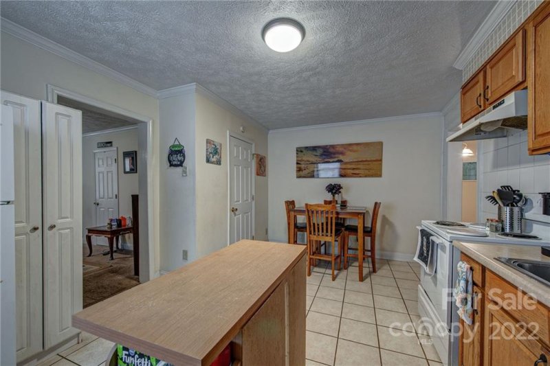 Property image 5 at 1002 W 2nd Avenue, Gastonia, NC 28052