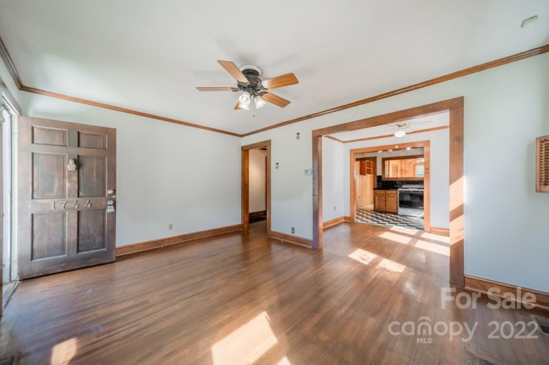 Property image 3 at 1744 Davis Park Road, Gastonia, NC 28052