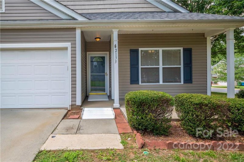 Property image 2 at 2133 Seabrook Lane, Fort Mill, SC 29715