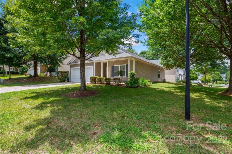Property image 4 at 2133 Seabrook Lane, Fort Mill, SC 29715