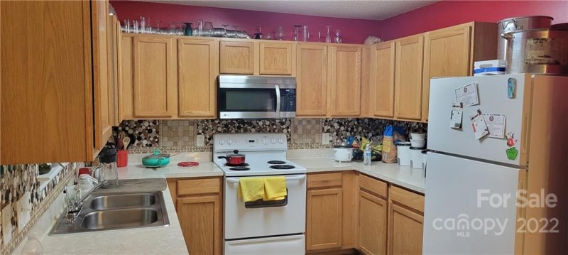 Property image 5 at 6816 Squirrels Foot Court, Charlotte, NC 28217