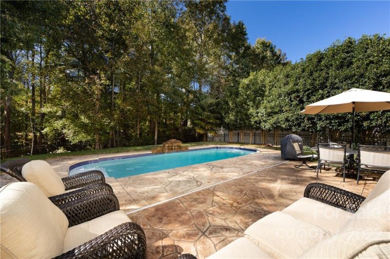 Property image 2 at 15810 Herring Gull Way, Charlotte, NC 28278