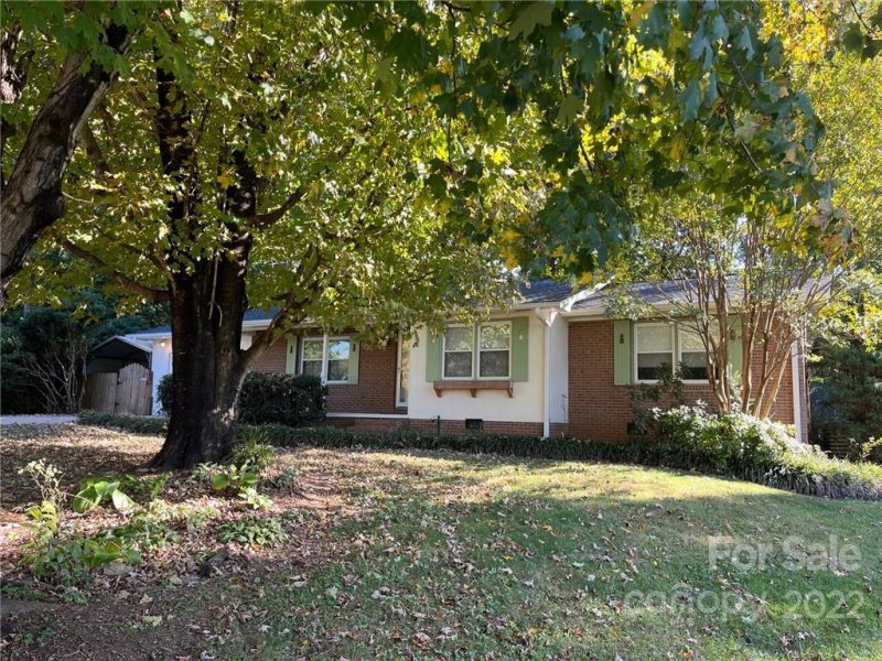 Property image 4 at 2344 23rd Avenue Drive, Hickory, NC 28601