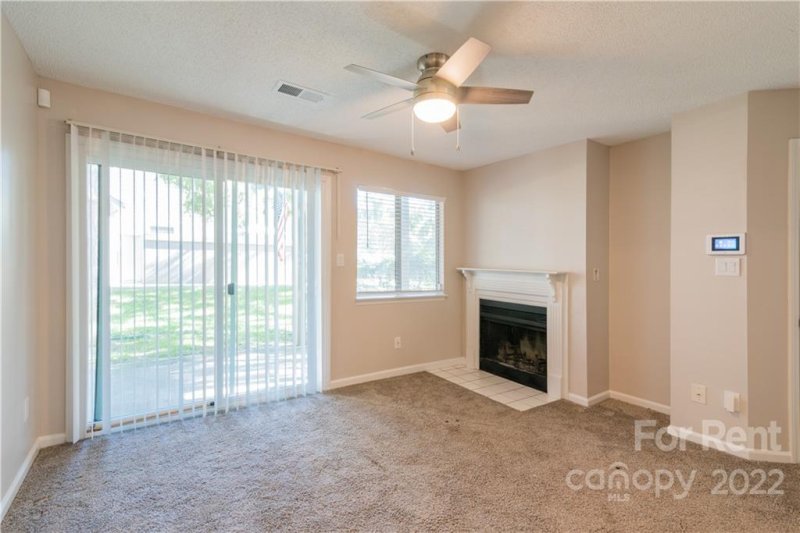 Property image 4 at 2539 Stockbridge Drive, Charlotte, NC 28209