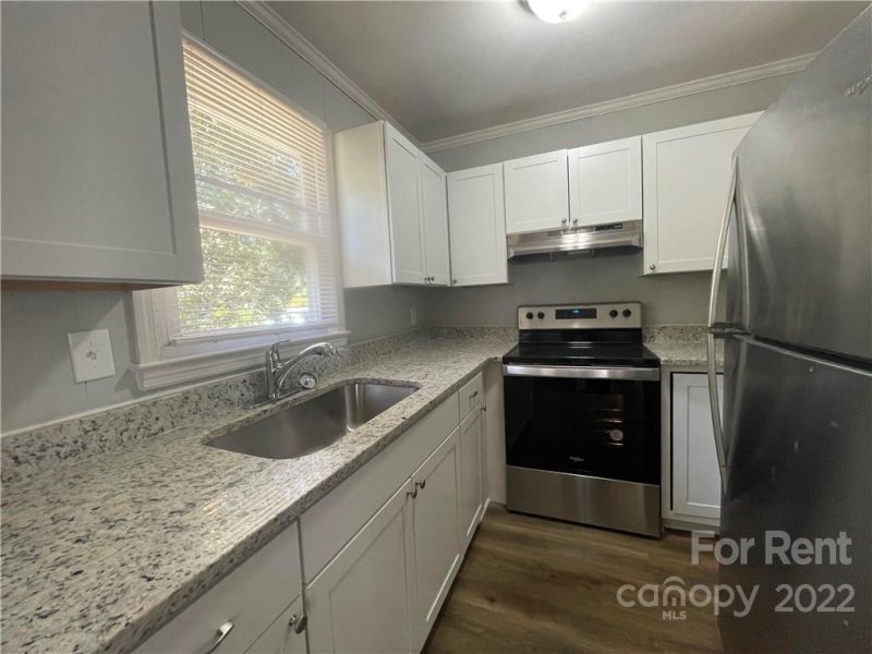 Property image 3 at 6401 Hidden Forest Drive, Charlotte, NC 28213