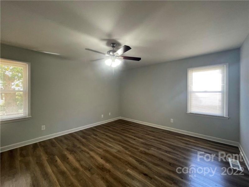 Property image 5 at 6401 Hidden Forest Drive, Charlotte, NC 28213