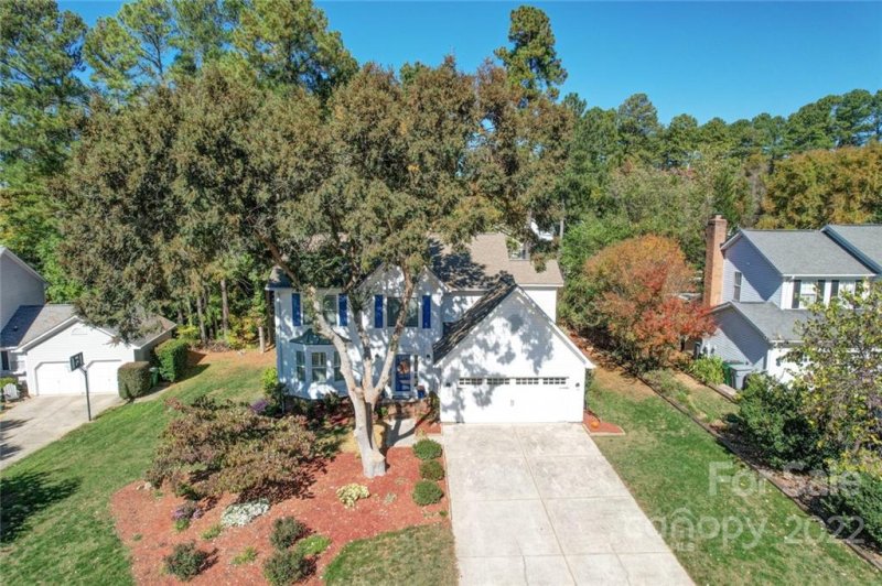 9808 Beaver Hollow Court