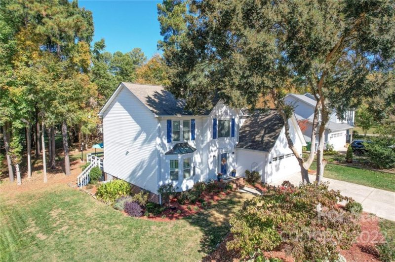 Property image 2 at 9808 Beaver Hollow Court, Charlotte, NC 28269