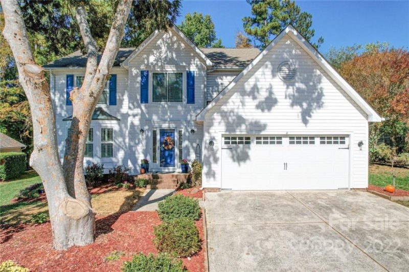 Property image 4 at 9808 Beaver Hollow Court, Charlotte, NC 28269