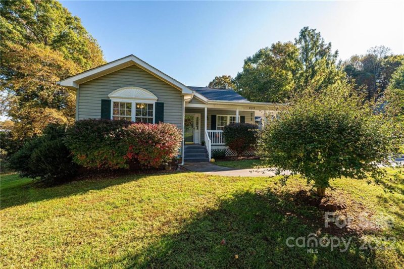 Property image 2 at 409 Timberline Drive, Morganton, NC 28655