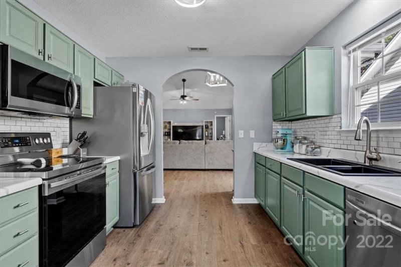 Property image 4 at 1808 Mission Oaks Street, Kannapolis, NC 28083