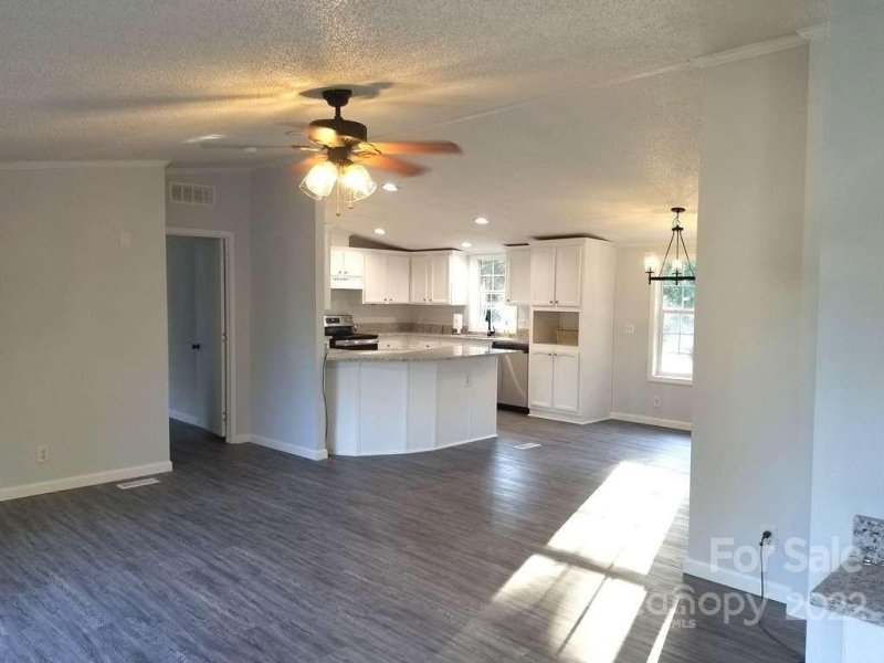 Property image 2 at 4730 Sierra Drive, Maiden, NC 28650